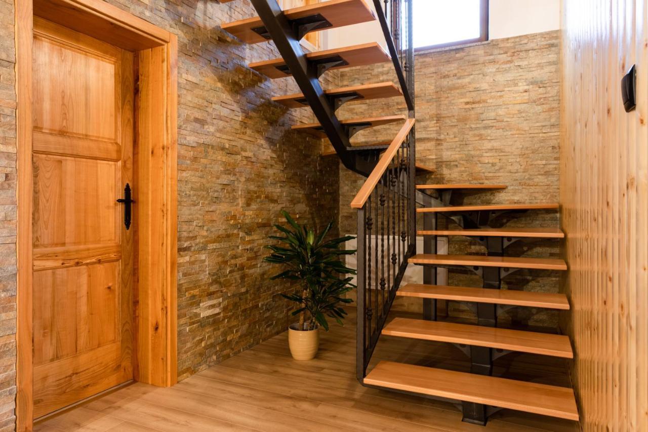 Apartment Stone And Wood Cetingrad 외부 사진
